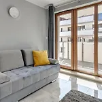 Park B Piamola Apartment