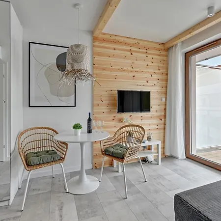 Park B Piamola, Bezplatne Solarium