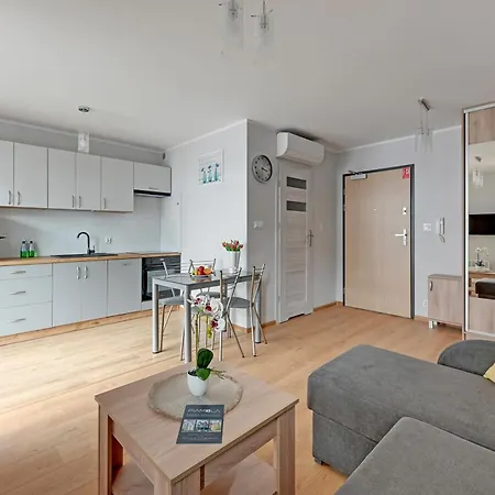 Park B Piamola, Bezplatne Solarium * Stegna (Pomerania)