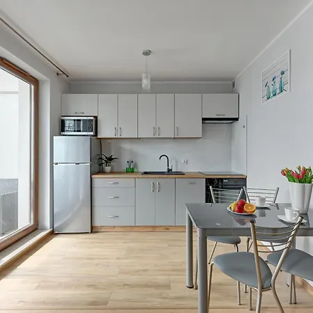 Park B Piamola, Bezplatne Solarium Apartment