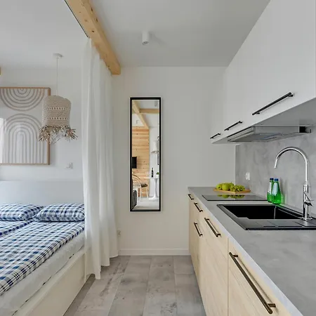 Park B Piamola, Bezplatne Solarium Stegna (Pomerania)