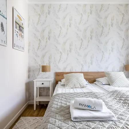 Park B Piamola, Bezplatne Solarium