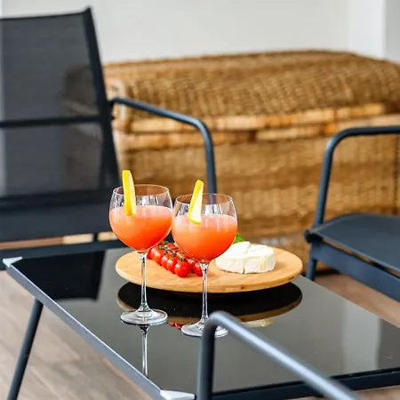 Park B Piamola, Bezplatne Solarium 斯蒂格纳