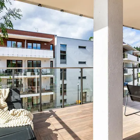 Park B Piamola, Bezplatne Solarium Apartment