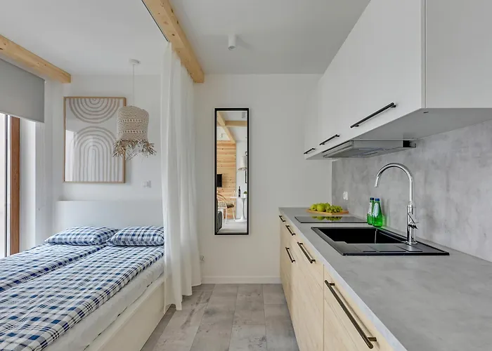 Park B Piamola, Bezplatne Solarium Stegna (Pomerania)