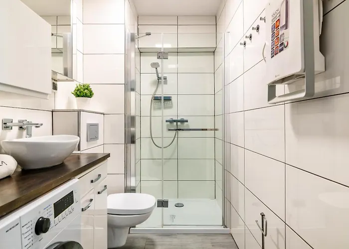 Park B Piamola, Bezplatne Solarium Apartment Stegna (Pomerania)