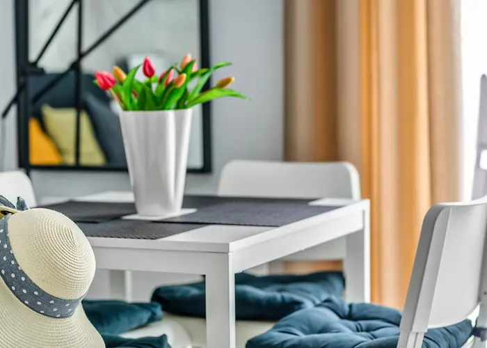 Park B Piamola, Bezplatne Solarium Stegna (Pomerania)